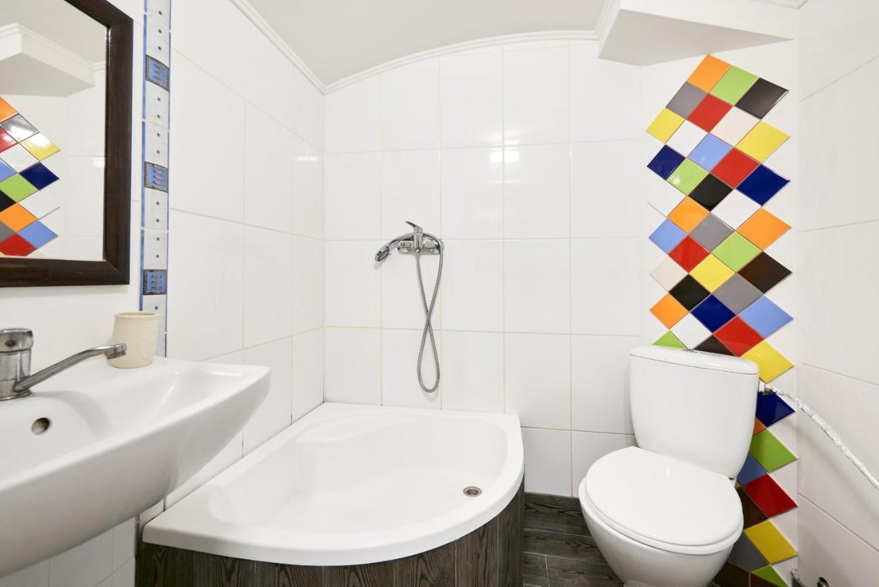 Квартира Для Вас! Вул. Голинського, 8! Apartment Lviv Exterior photo